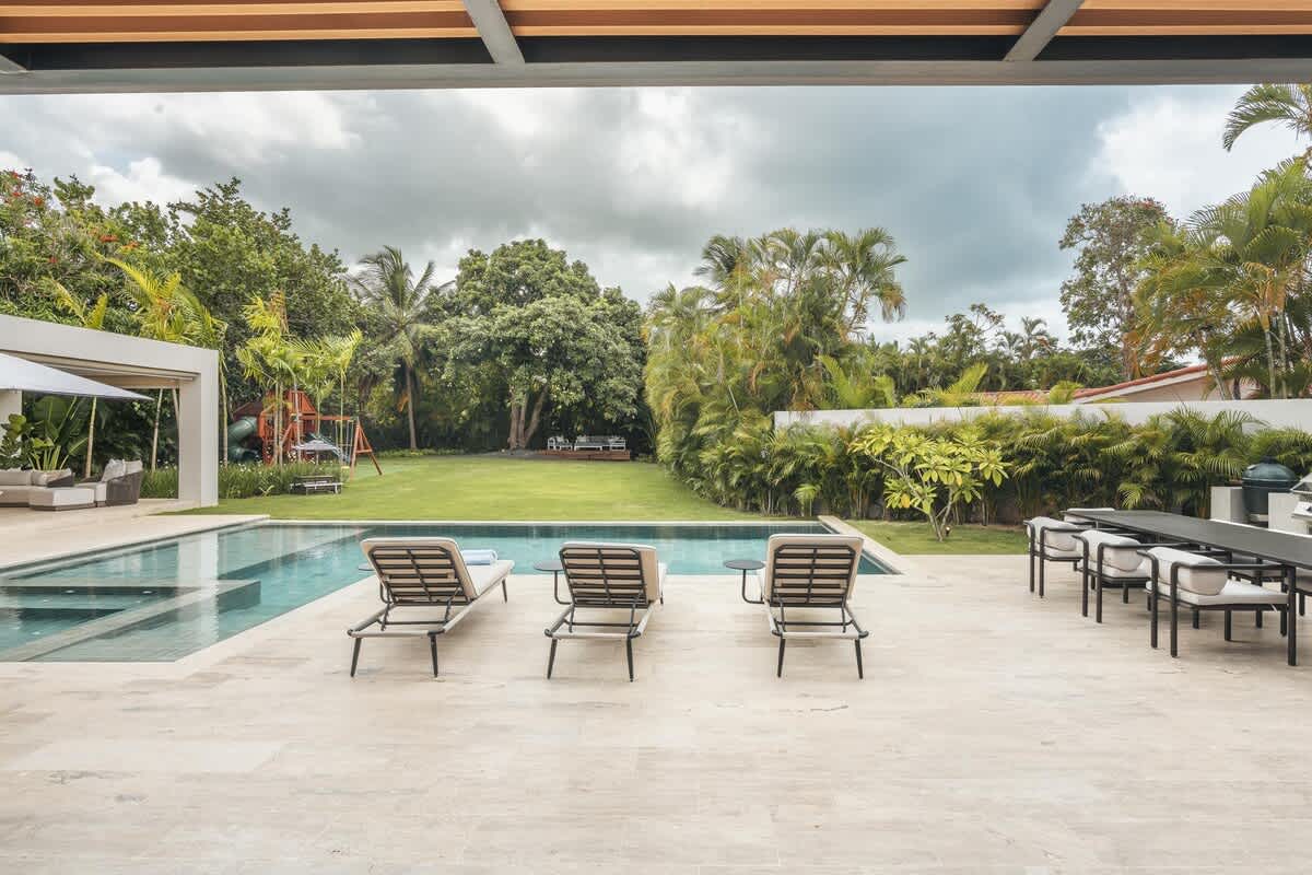 6944445dfcb6fe3e7c3fc083