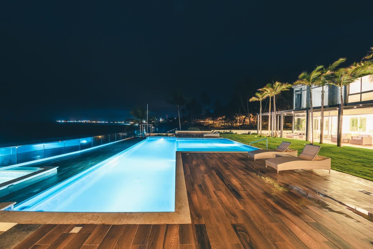 6944433b914dba2e072f7358