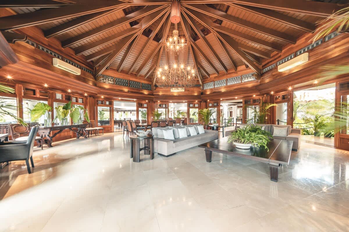 6944431afcb6fe3e7c3fb3a8