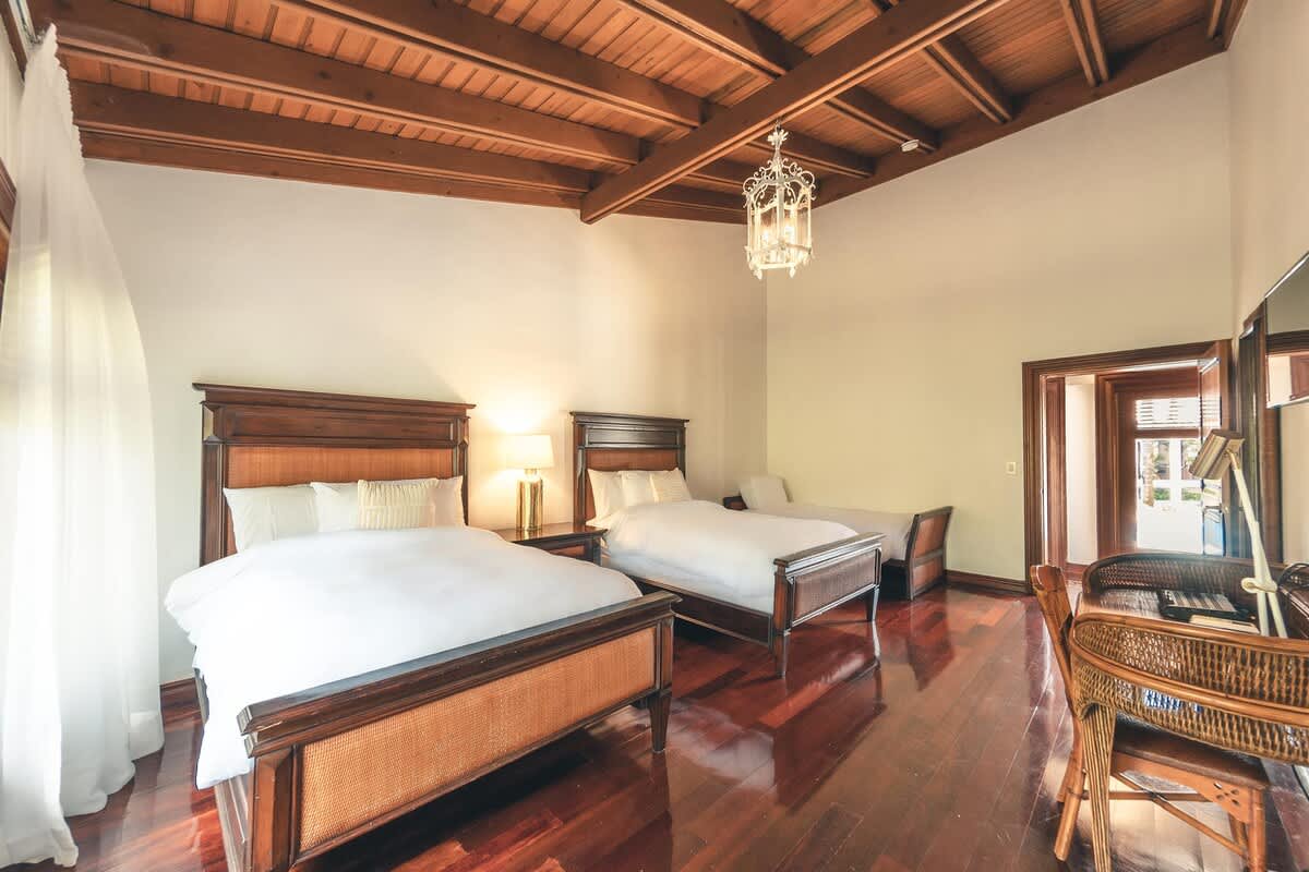 69444323fcb6fe3e7c3fb43d