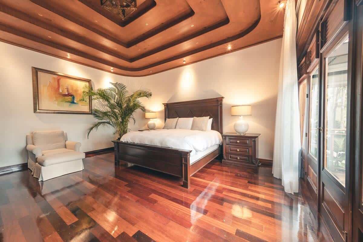 6944431afcb6fe3e7c3fb3b5