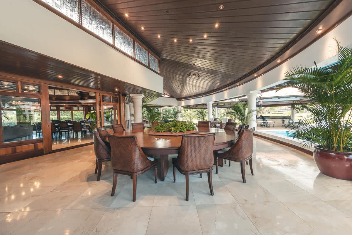 69444321fcb6fe3e7c3fb426