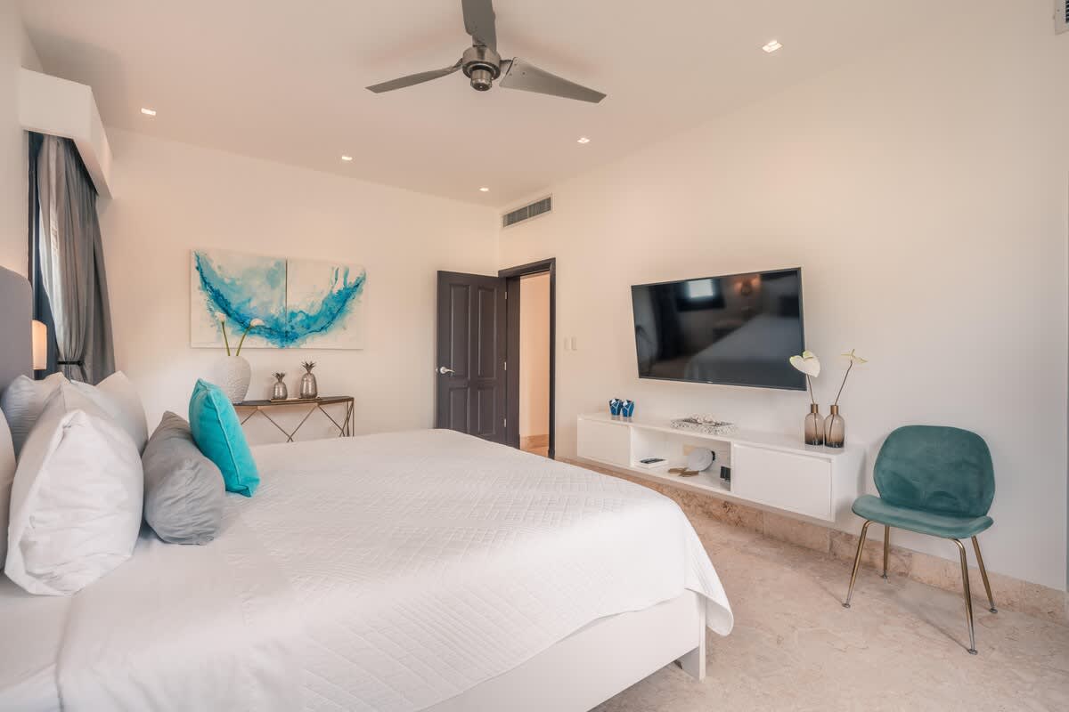 694443a3fcb6fe3e7c3fb777