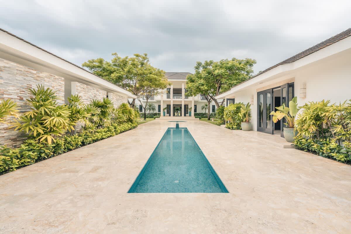 6944439dfcb6fe3e7c3fb726