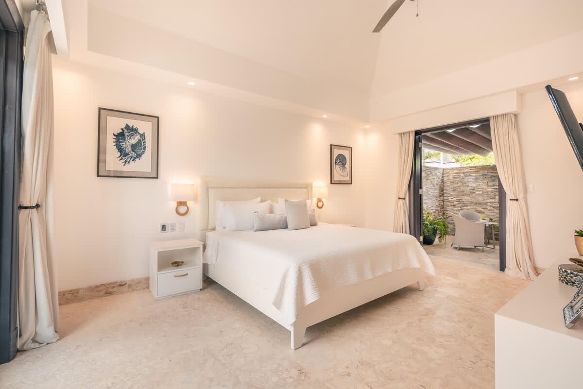 6944439cfcb6fe3e7c3fb70c