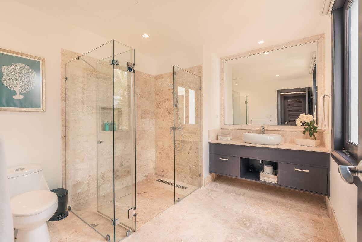 694443a1fcb6fe3e7c3fb75b