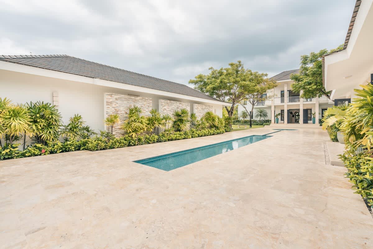 6944439dfcb6fe3e7c3fb719