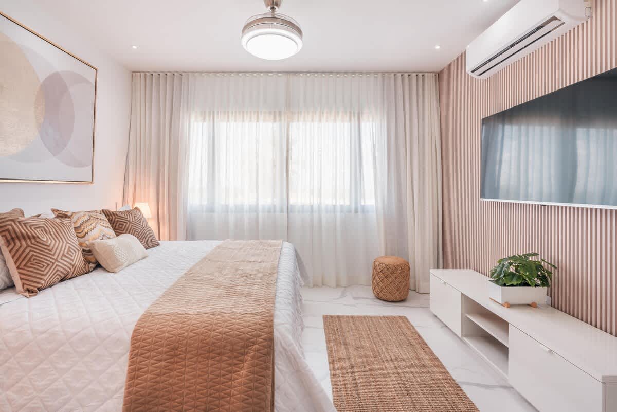 6944440e914dba2e072f7b77