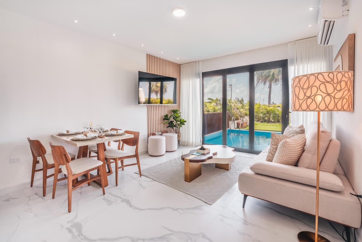 6944440c914dba2e072f7b38