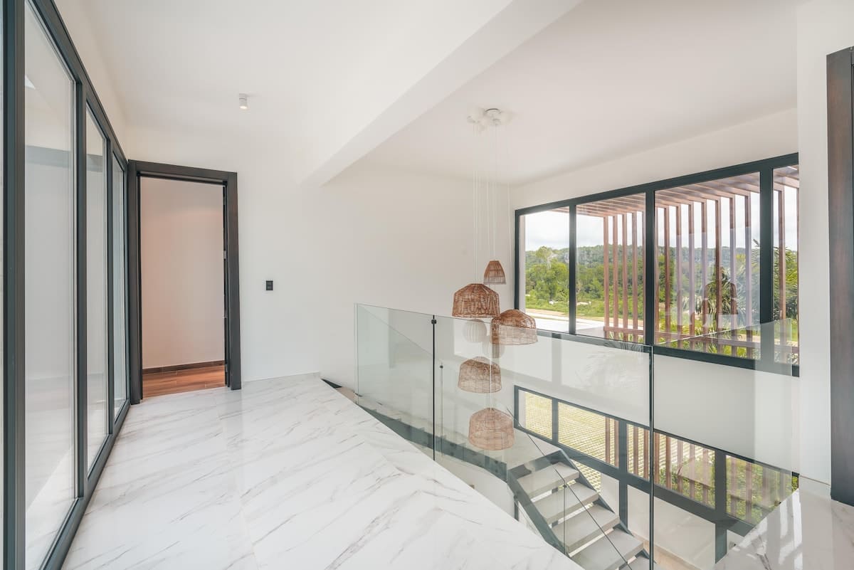 6944441ffcb6fe3e7c3fbb8b