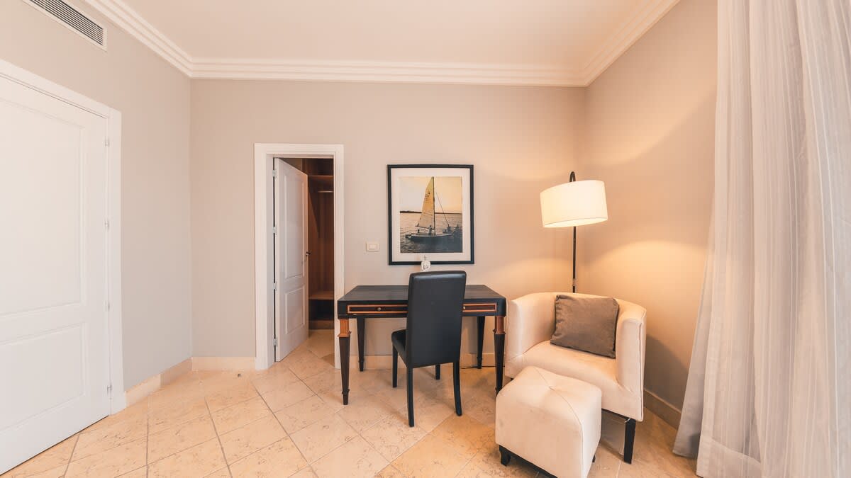 694aff529ffb66b812e210f2