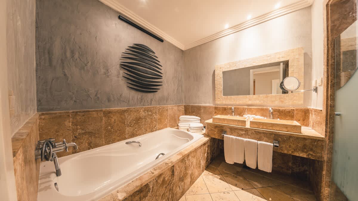 694aff539ffb66b812e21102