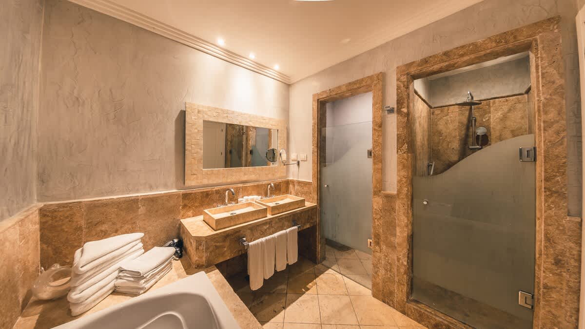 694aff539ffb66b812e2110a