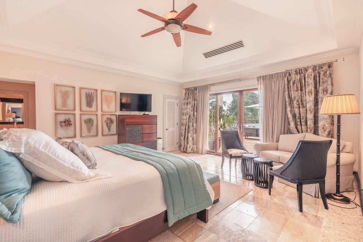 6944437d914dba2e072f76fe