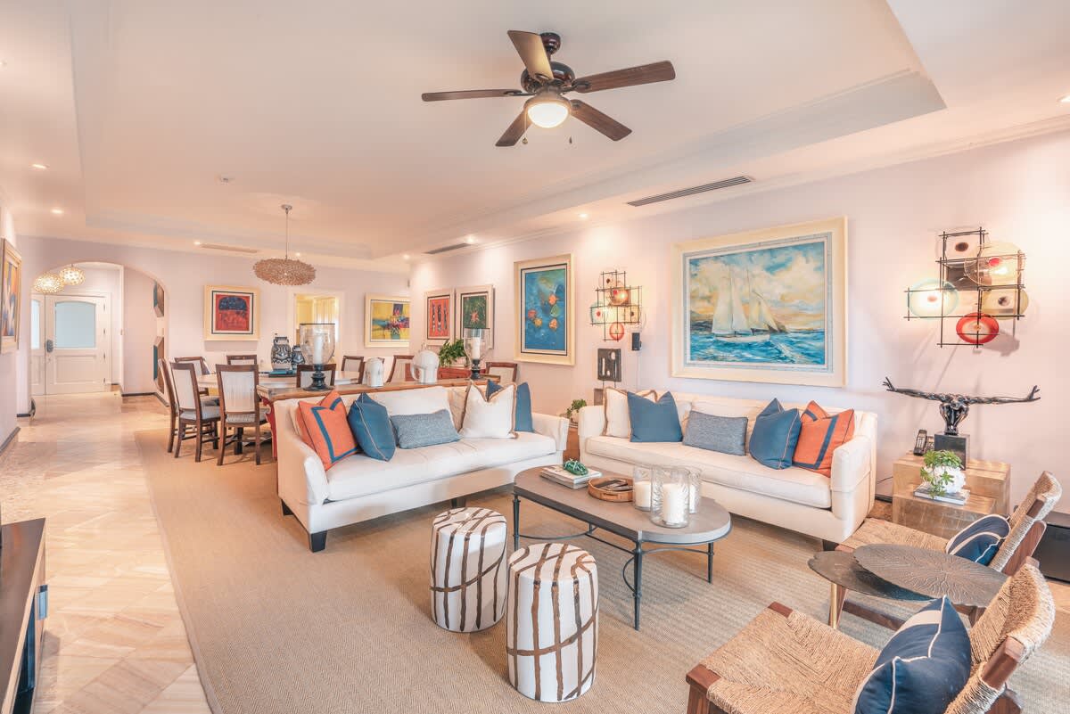 6944437d914dba2e072f7717