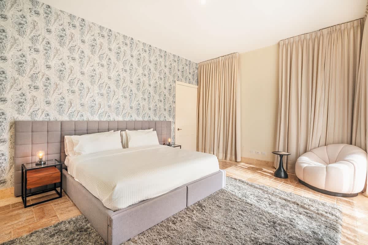 694443b5fcb6fe3e7c3fb80d