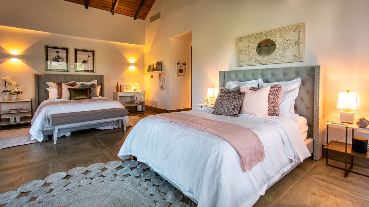 69a093eda0b4e0c7d462a958