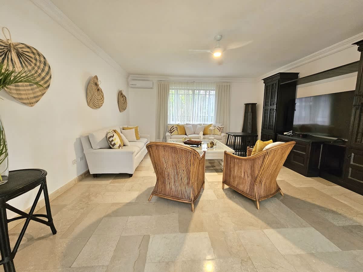 6944449d914dba2e072f82d2