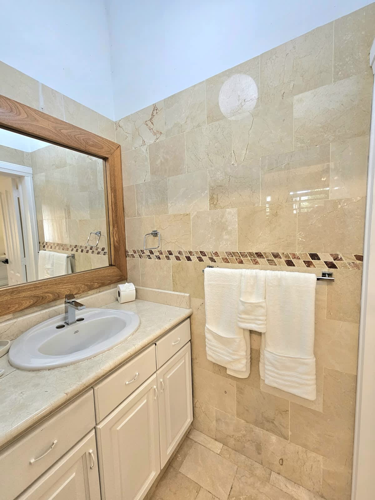 6944449a914dba2e072f8269