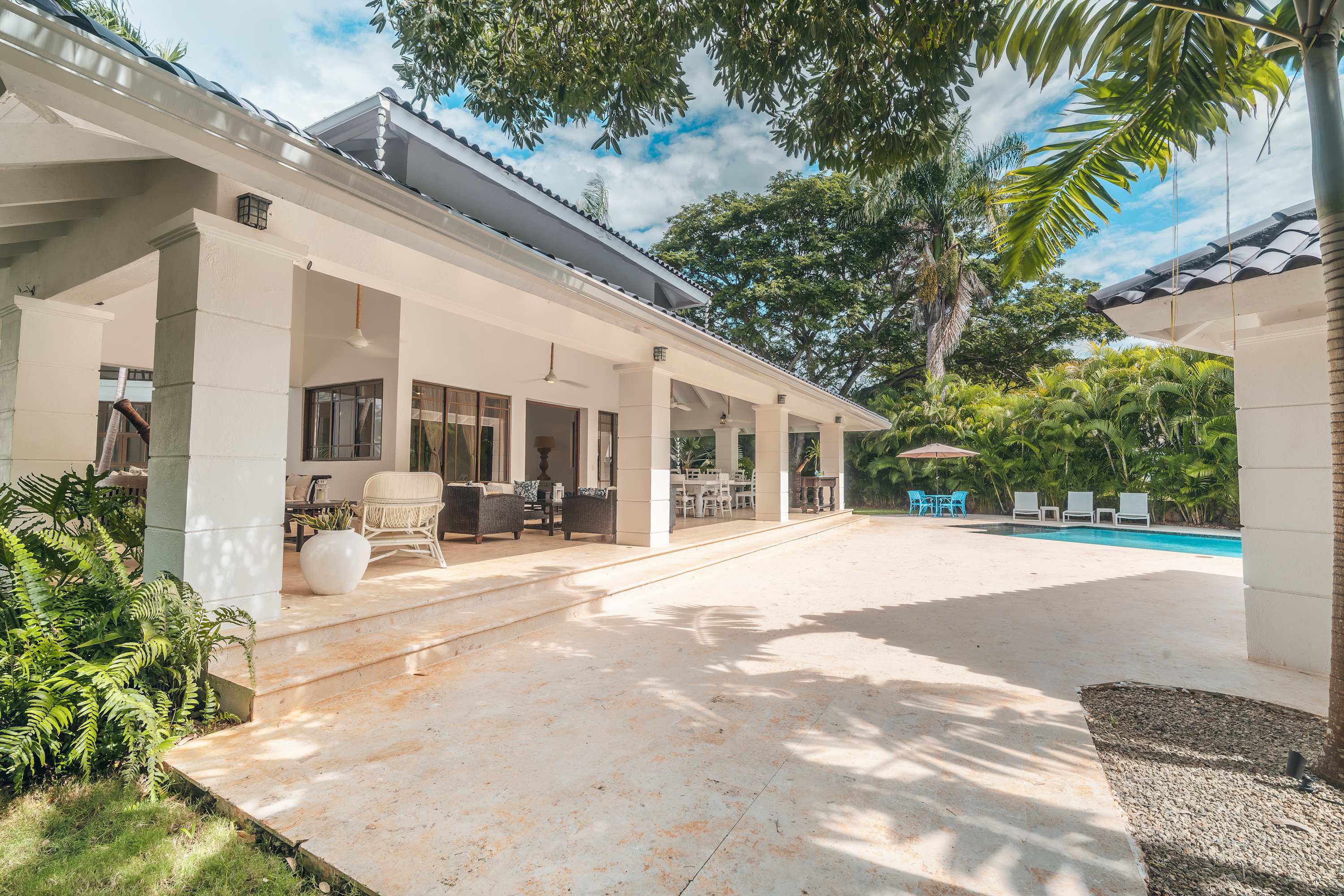 69b999b79bed48001452234f