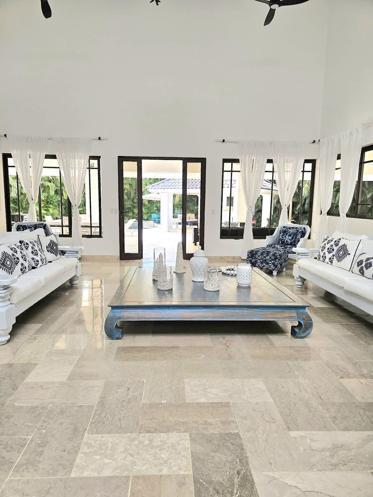 69444498914dba2e072f8208