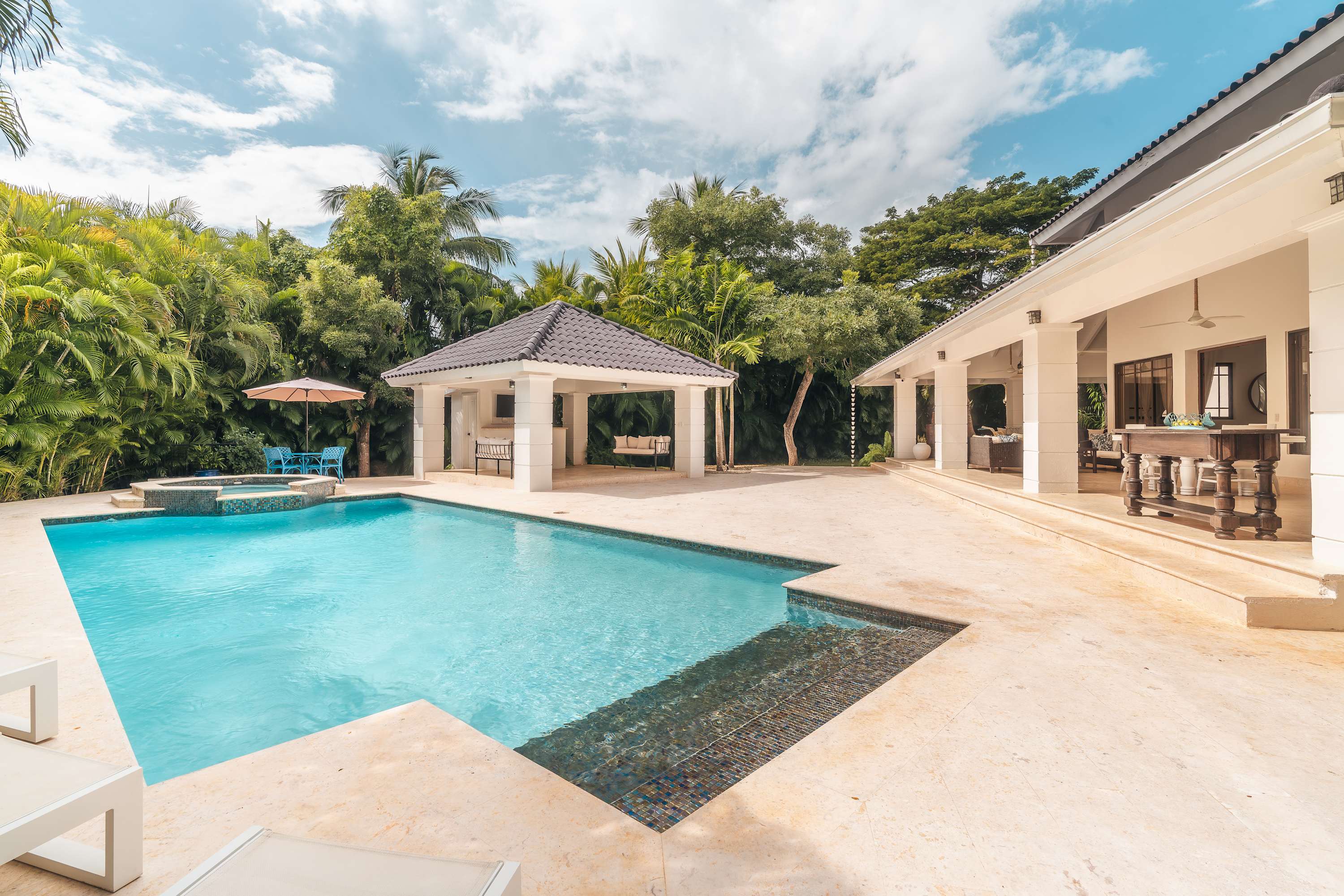 69b999b79bed480014522355