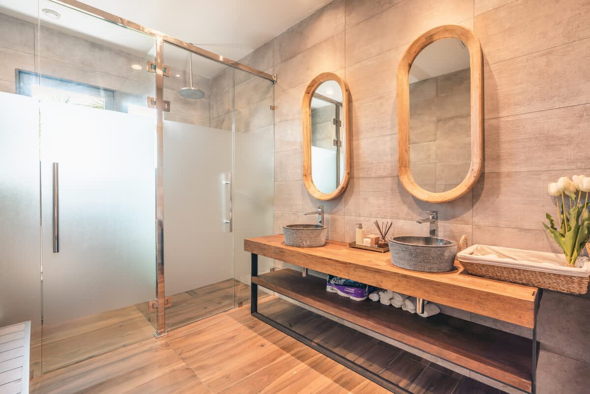 6952e1809ffb66b812f5a53c