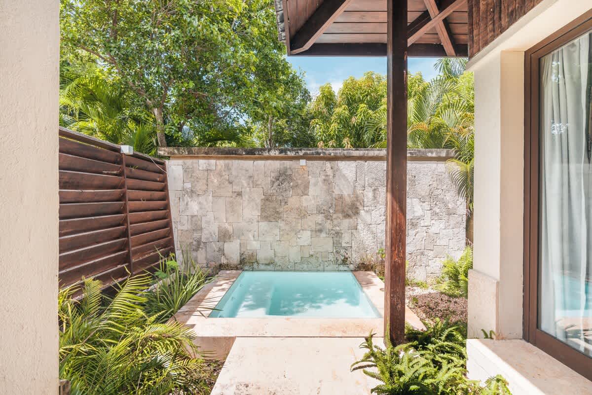 69444423fcb6fe3e7c3fbbf9