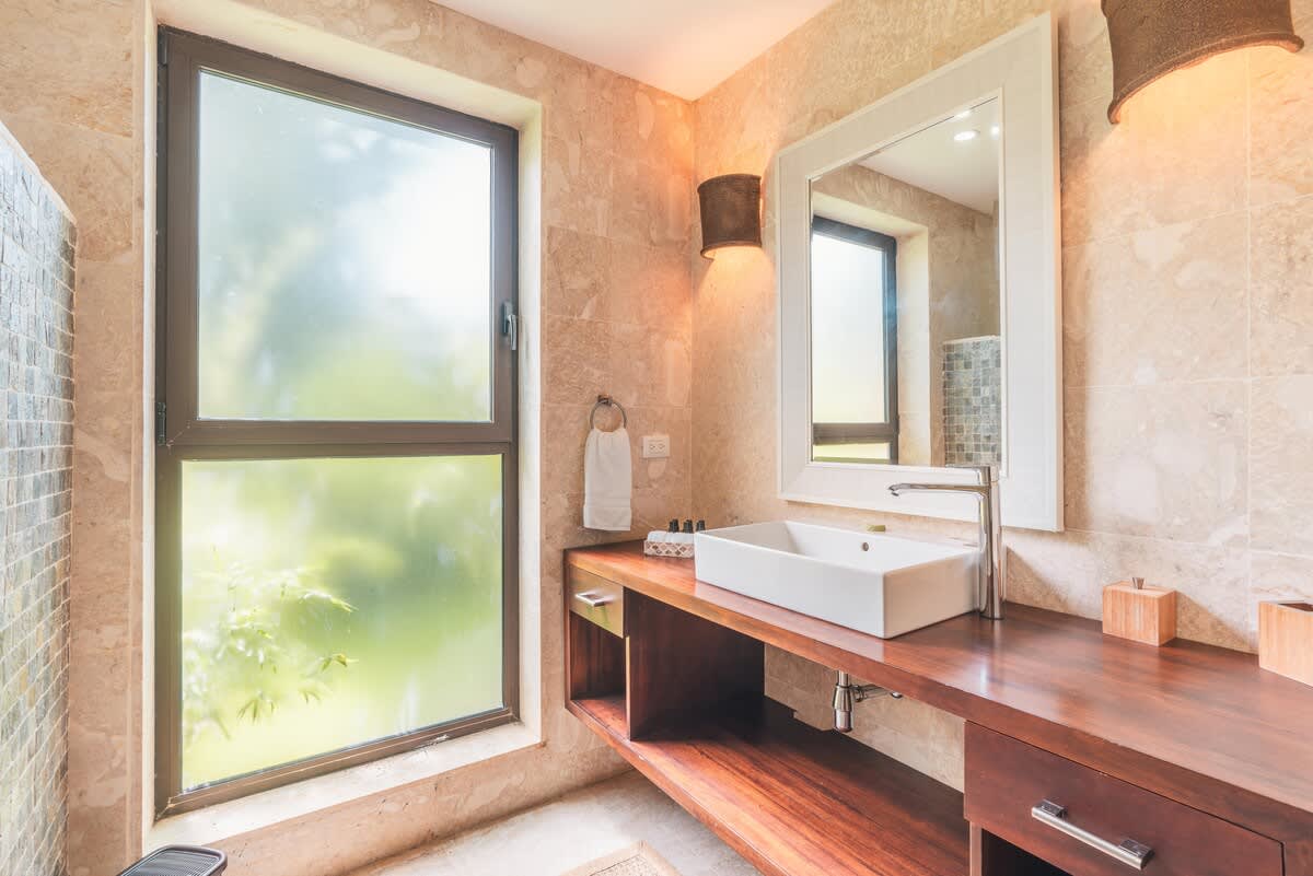 69444423fcb6fe3e7c3fbbfe