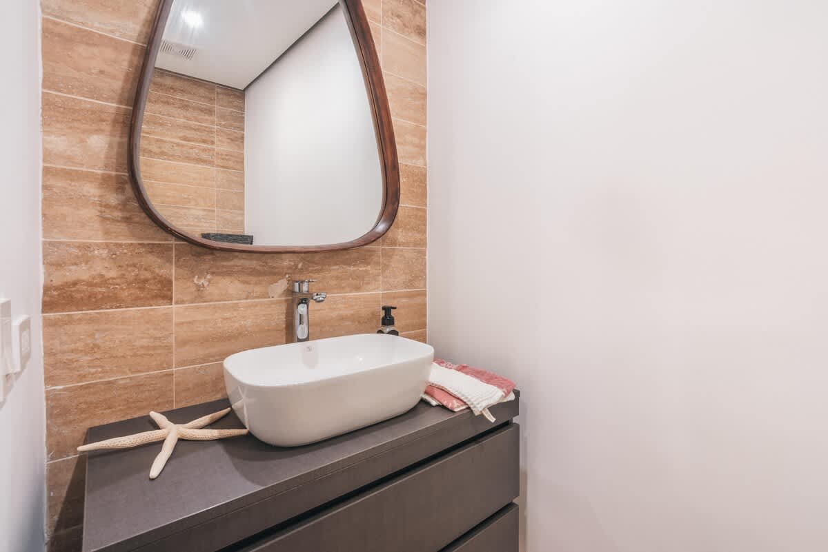 6944444ffcb6fe3e7c3fbf21