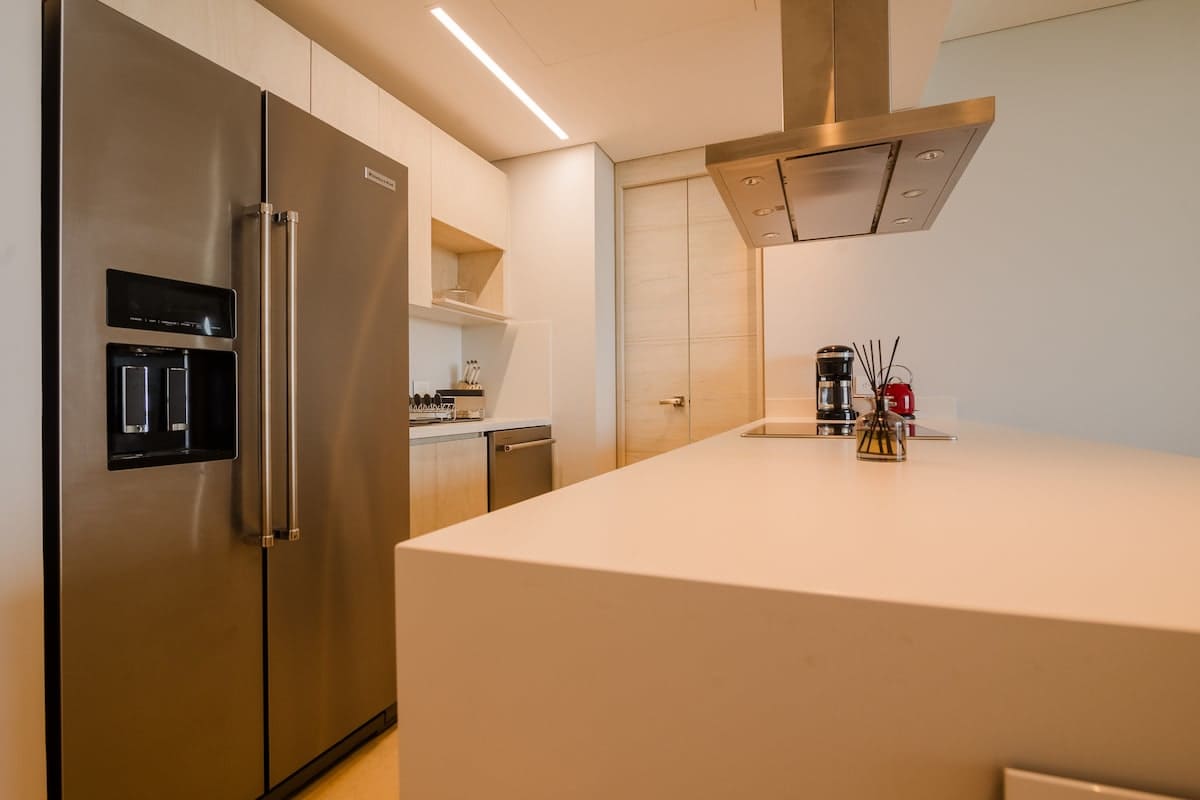 6944449a914dba2e072f8271