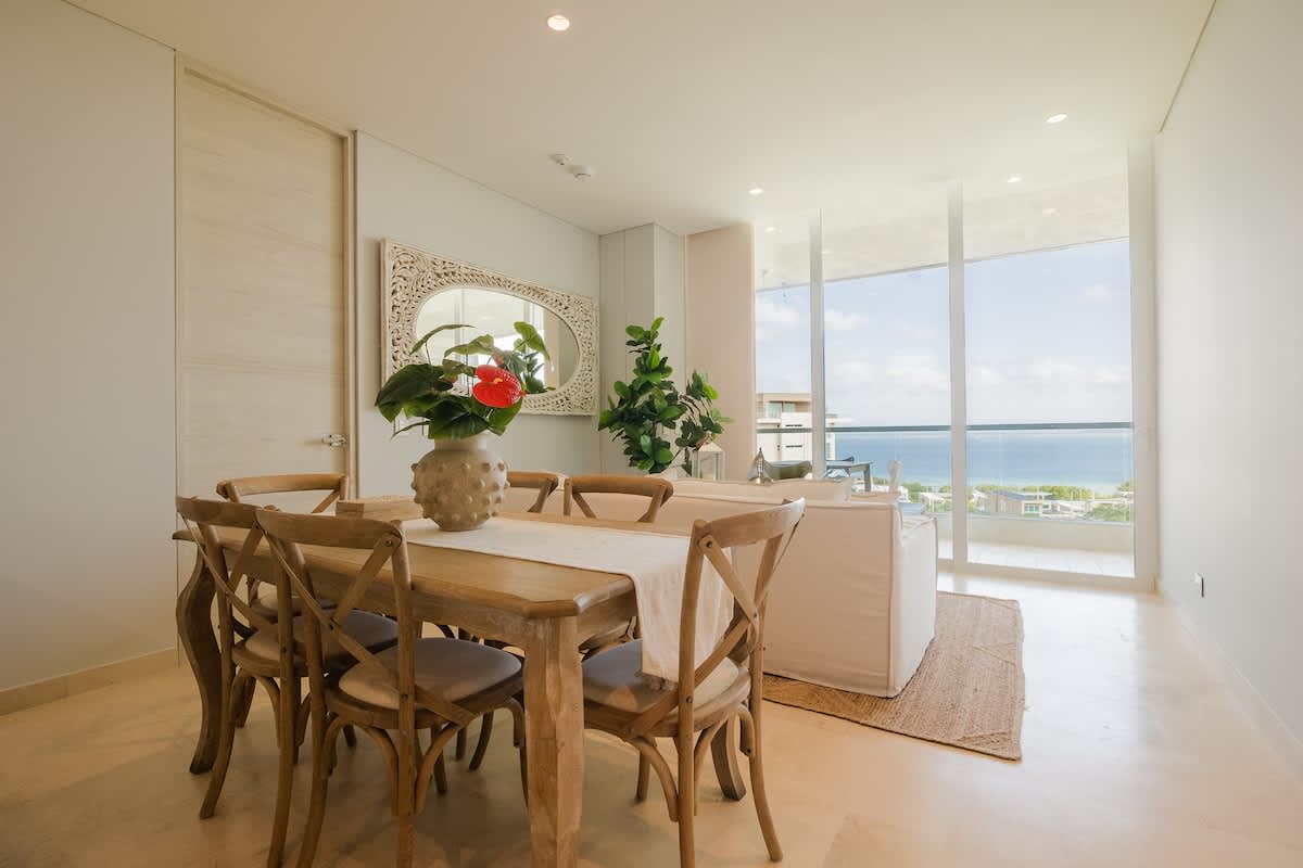 6944449b914dba2e072f829f