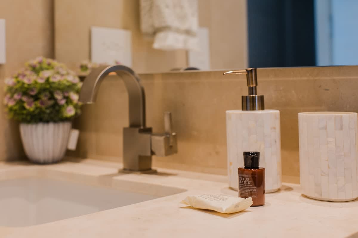 6944449e914dba2e072f82ee