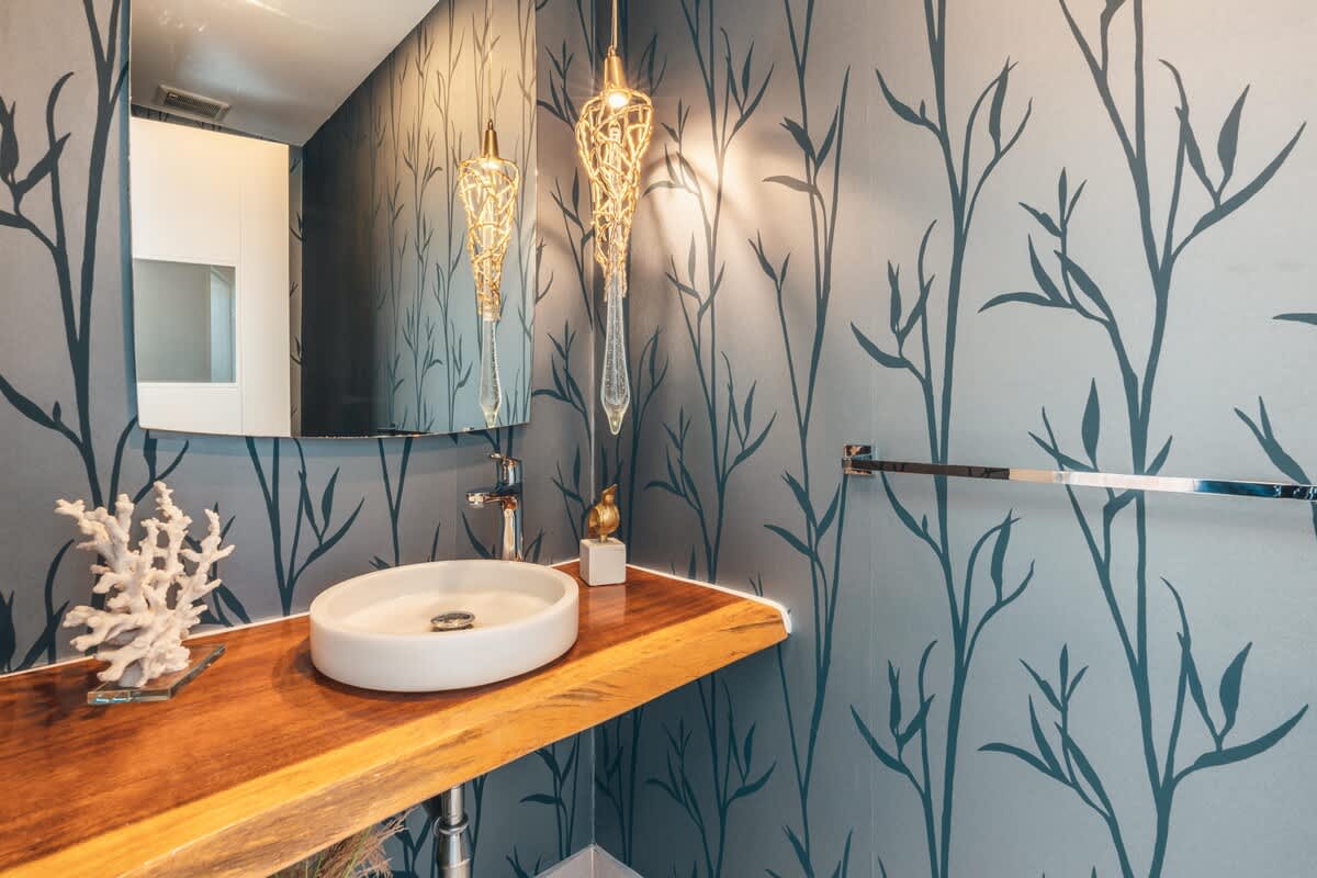 6952def998ade2a2e86d8e9b