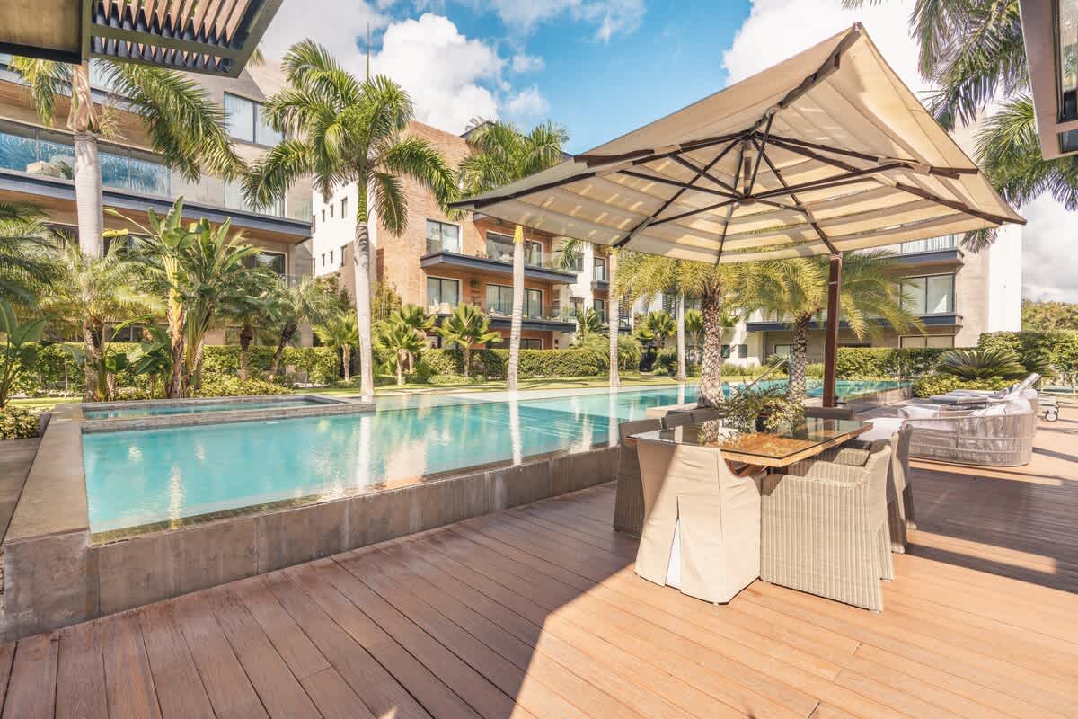 6952def998ade2a2e86d8e91