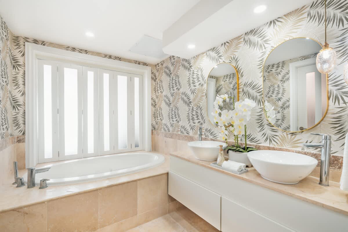 694443c6914dba2e072f78bc