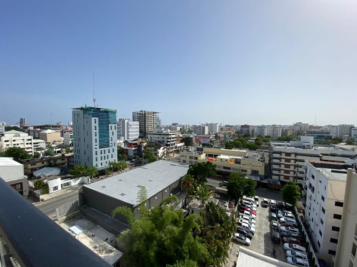 6944432cfcb6fe3e7c3fb4c1