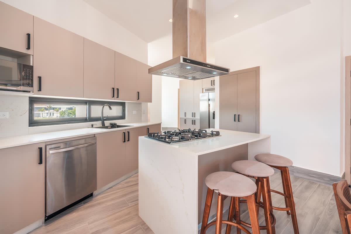 69444438fcb6fe3e7c3fbd4c