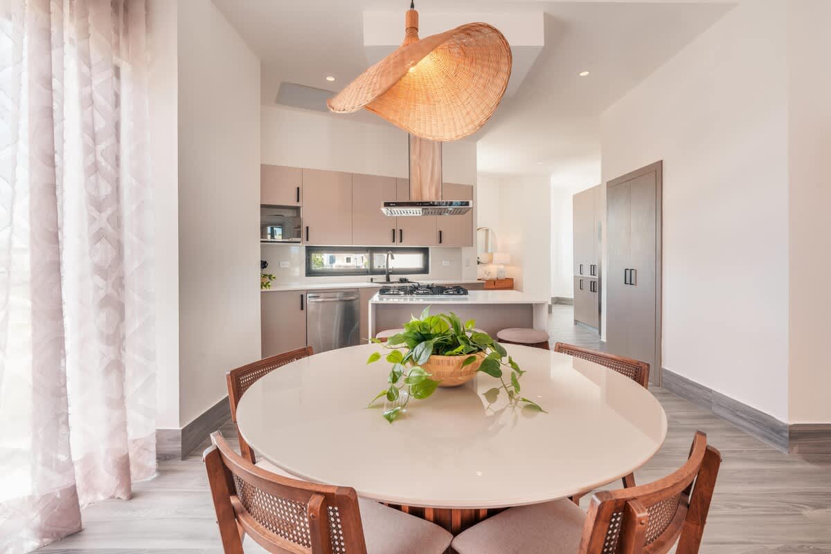 69444439fcb6fe3e7c3fbd6d