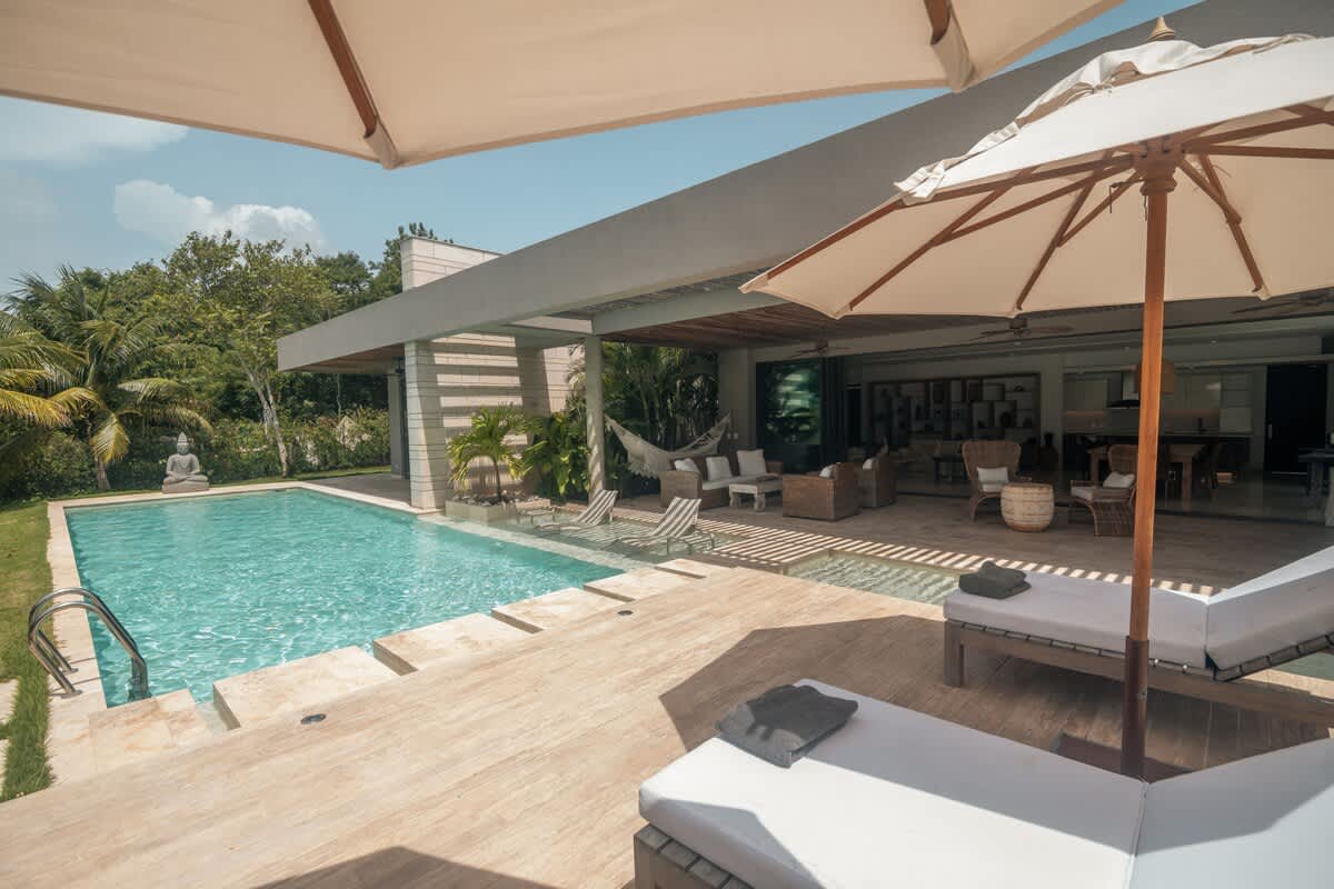 6944448f914dba2e072f8130