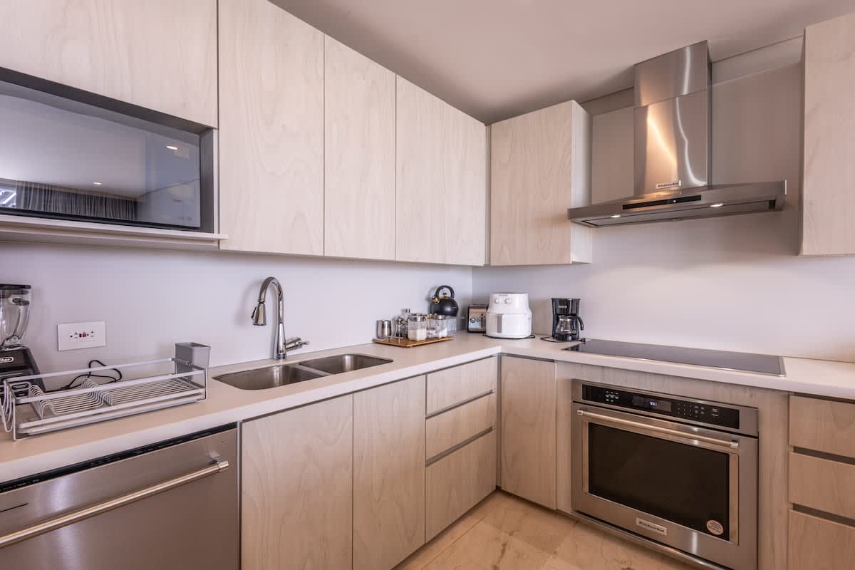 694aff1a98ade2a2e859fa3c