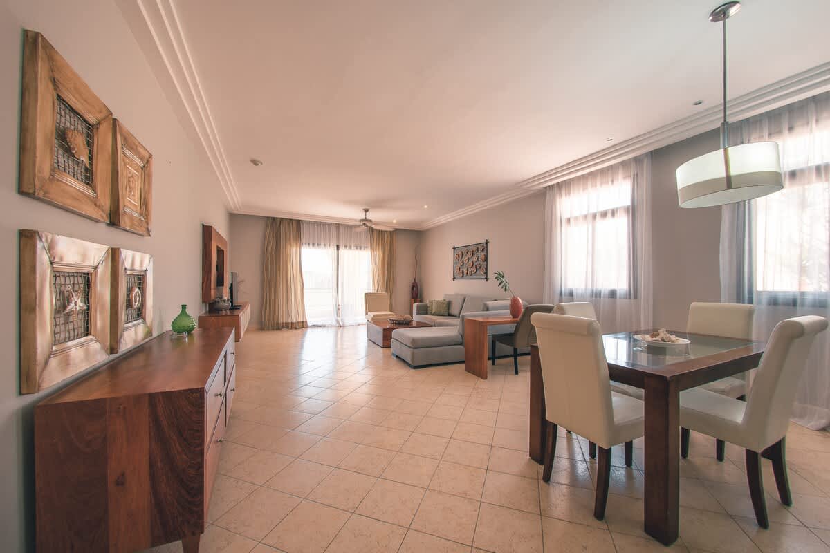 6944432efcb6fe3e7c3fb4d0