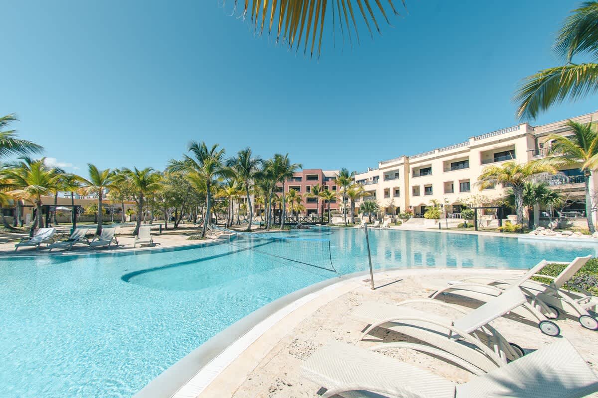 6944432ffcb6fe3e7c3fb4eb