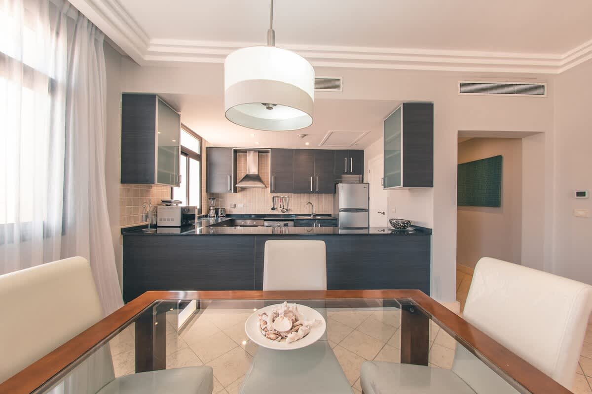 6944432ffcb6fe3e7c3fb4e9