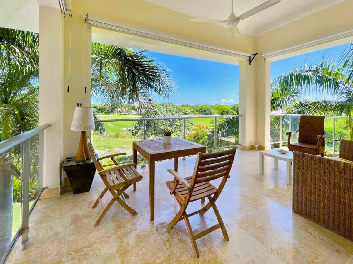 6944444c914dba2e072f7e1a