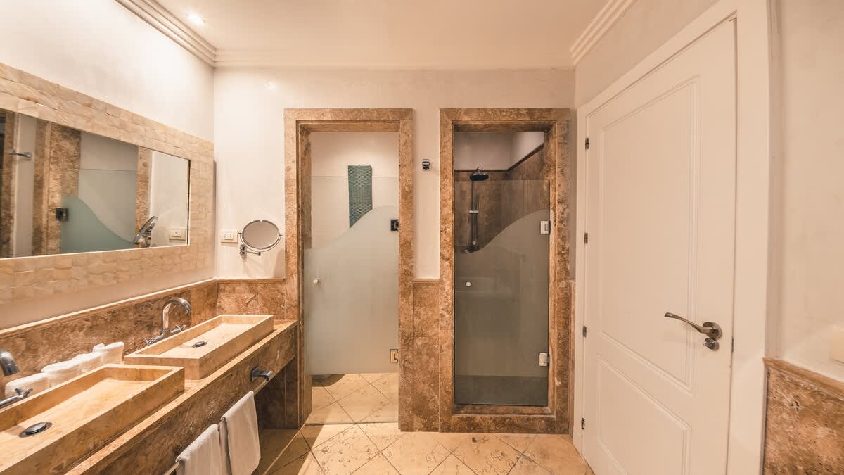 694aff4d98ade2a2e859fcc7