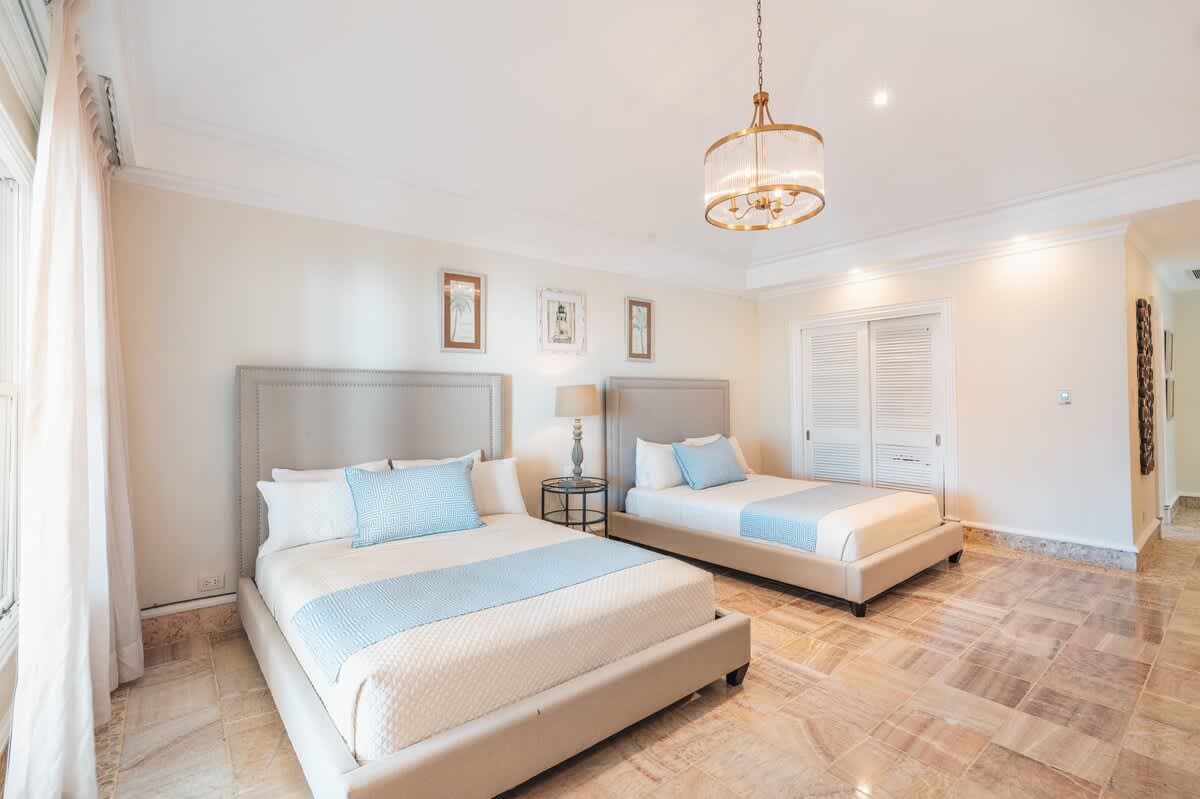 694443ce914dba2e072f7940