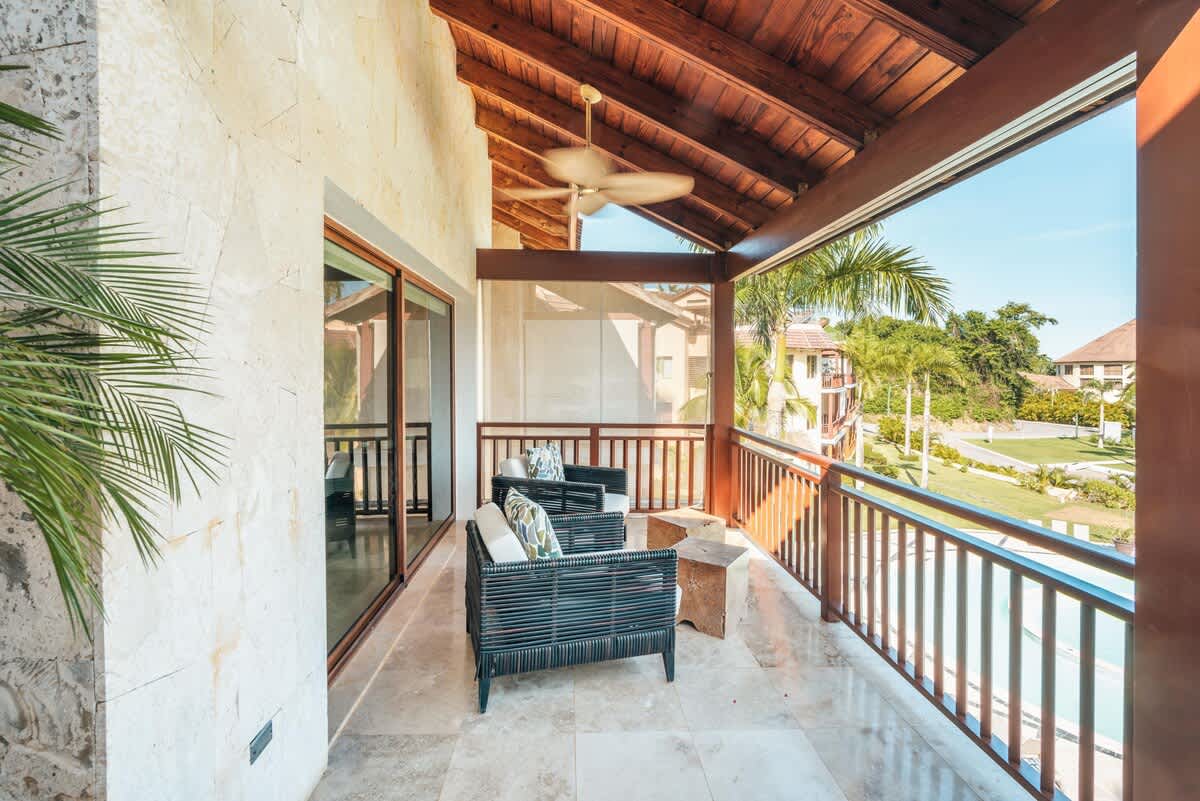 694aff7f9ffb66b812e212fd