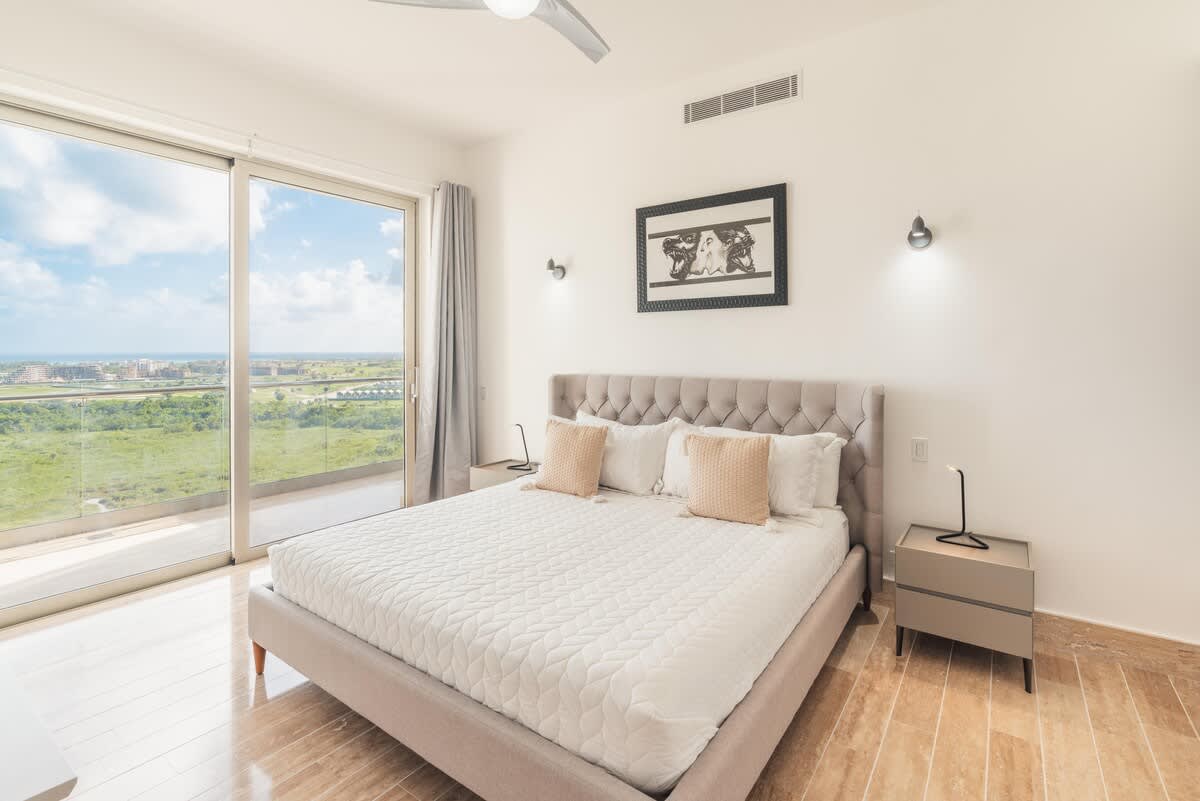 6944444b914dba2e072f7e07