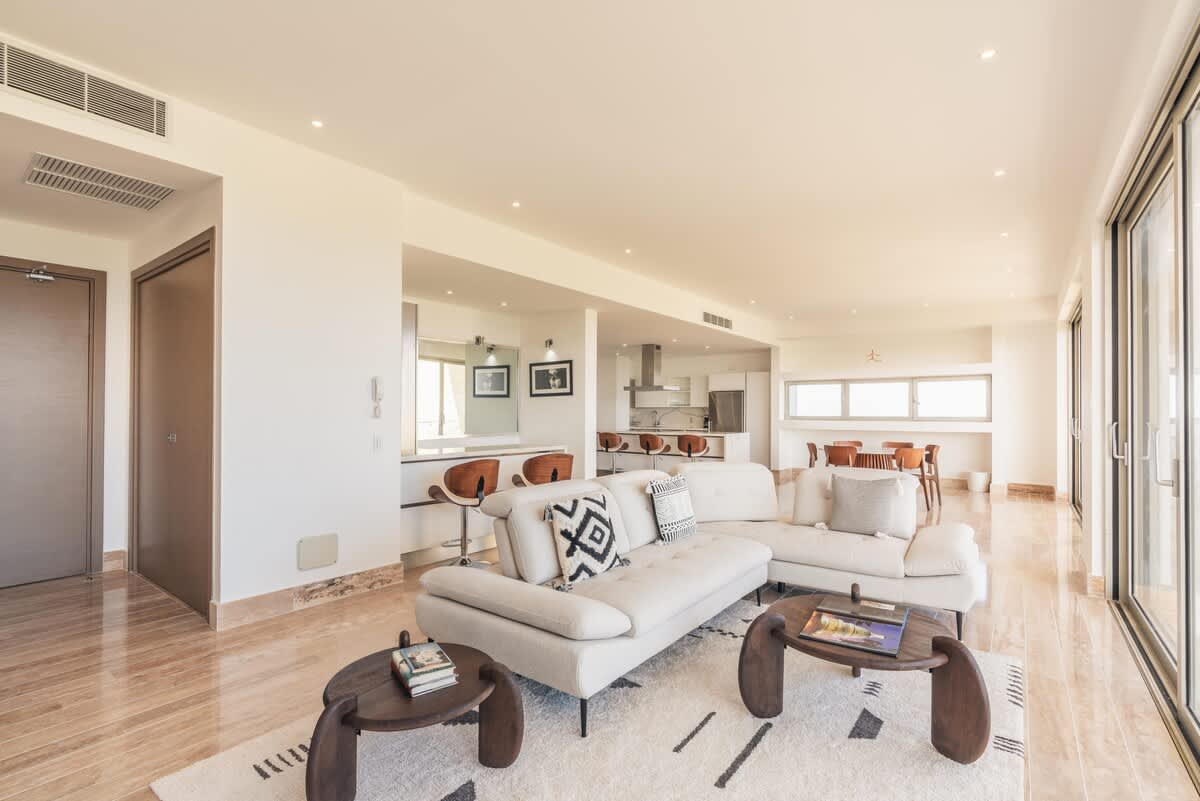 6944444a914dba2e072f7df2